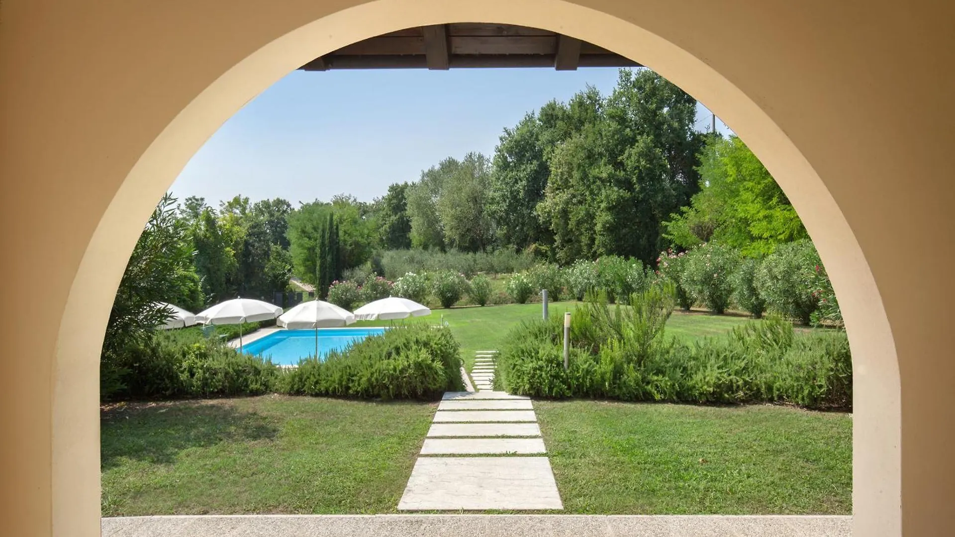 Villa Gasco With Pool Lazise